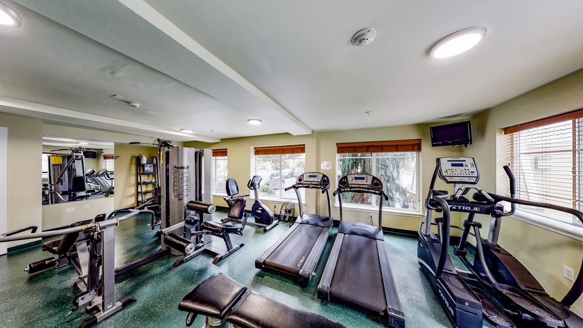 Forest Hills Estates